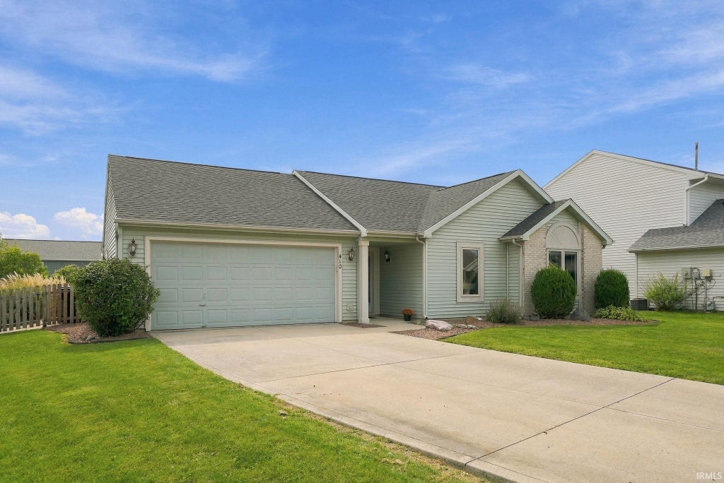 Photo of 410 Rampart Drive, Fort Wayne, IN 46845 (MLS # 202638199)