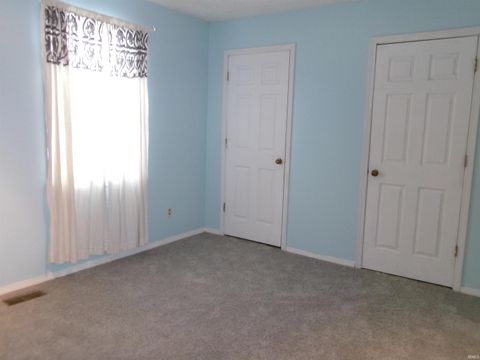 Tiny photo for 866 W State Road 218, Bunker Hill, IN 46914 (MLS # 202600379)
