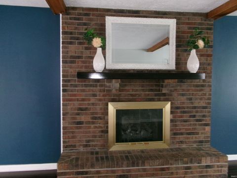 Tiny photo for 866 W State Road 218, Bunker Hill, IN 46914 (MLS # 202600379)