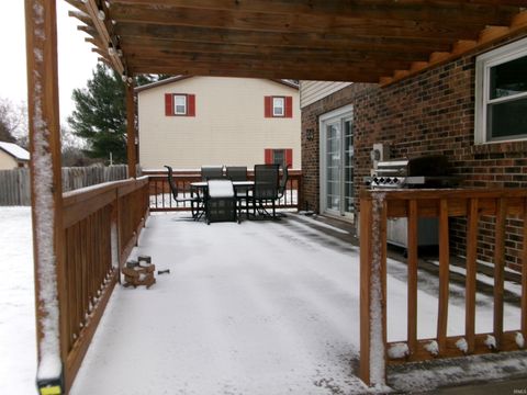 Tiny photo for 866 W State Road 218, Bunker Hill, IN 46914 (MLS # 202600379)