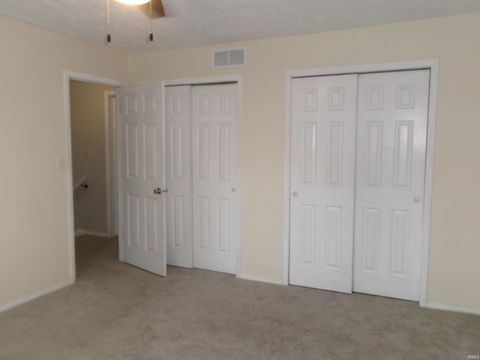 Tiny photo for 866 W State Road 218, Bunker Hill, IN 46914 (MLS # 202600379)