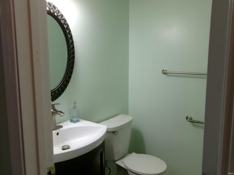 Tiny photo for 866 W State Road 218, Bunker Hill, IN 46914 (MLS # 202600379)