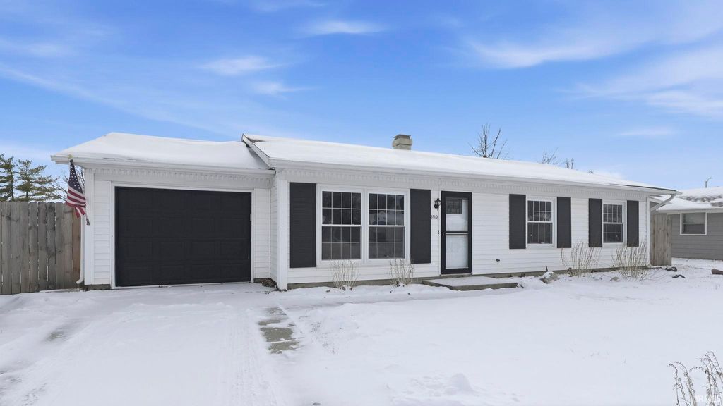 Photo of 5110 Eastwick Drive, Fort Wayne, IN 46815 (MLS # 202549015)