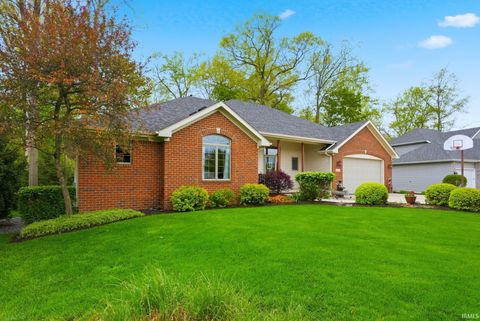 Tiny photo for 2902 Briardale Drive, Fort Wayne, IN 46825 (MLS # 202618350)
