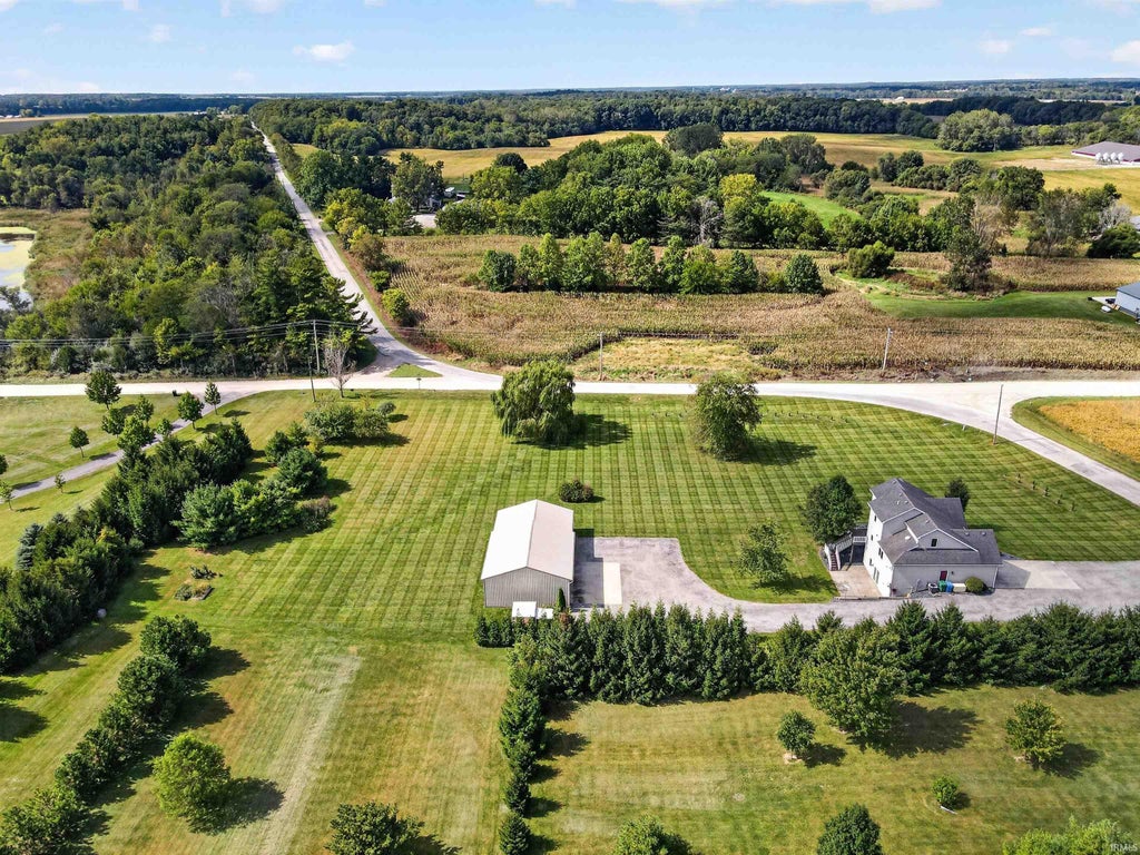 Photo of 3497 W Keiser Road, South Whitley, IN 46787 (MLS # 202640773)