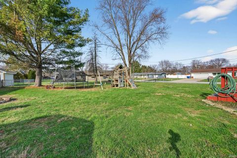 Tiny photo for 236 W 400 South, Kokomo, IN 46902 (MLS # 202609576)