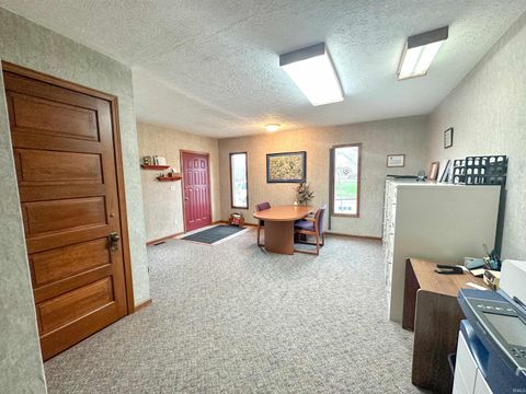 Tiny photo for 1800 South Street, Lafayette, IN 47904 (MLS # 202412814)