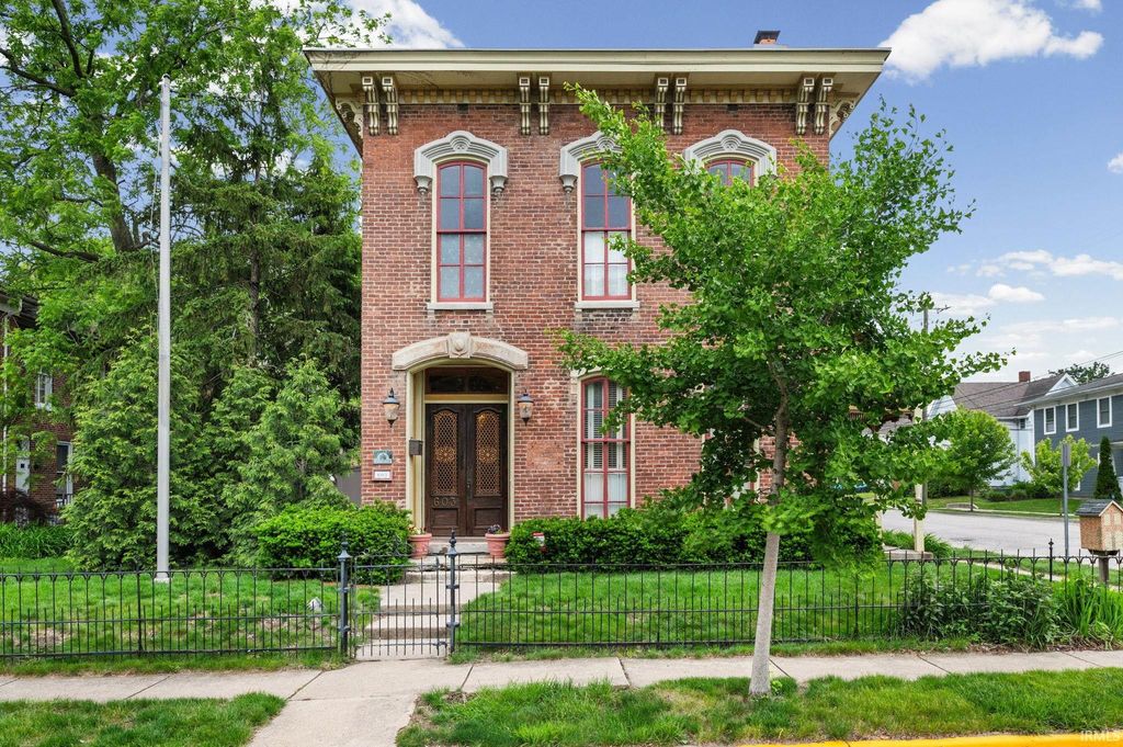Photo of 603 N 5Th Street, Lafayette, IN 47901 (MLS # 202618911)