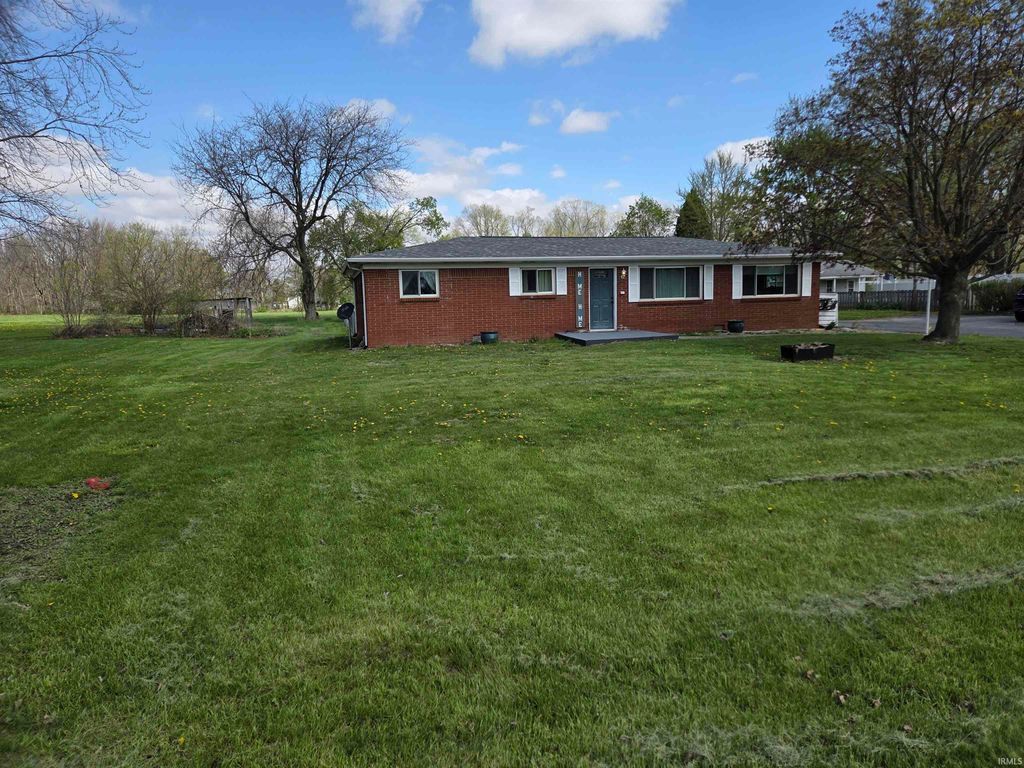 Photo of 2806 W Sycamore Street, Kokomo, IN 46901 (MLS # 202612798)