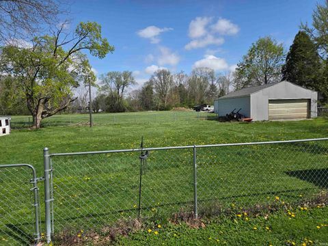 Tiny photo for 2806 W Sycamore Street, Kokomo, IN 46901 (MLS # 202612798)