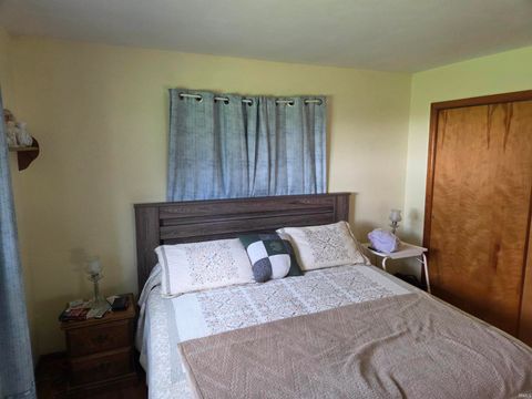 Tiny photo for 2806 W Sycamore Street, Kokomo, IN 46901 (MLS # 202612798)