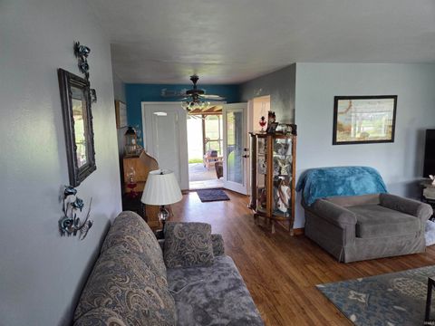 Tiny photo for 2806 W Sycamore Street, Kokomo, IN 46901 (MLS # 202612798)