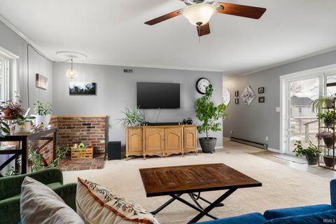 Tiny photo for 314 W Vine Street, Flora, IN 46929 (MLS # 202606057)