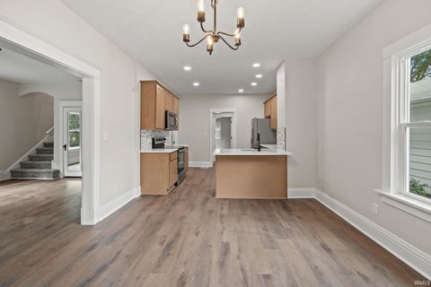 Tiny photo for 1904 Greenbush Street, Lafayette, IN 47904 (MLS # 202540595)