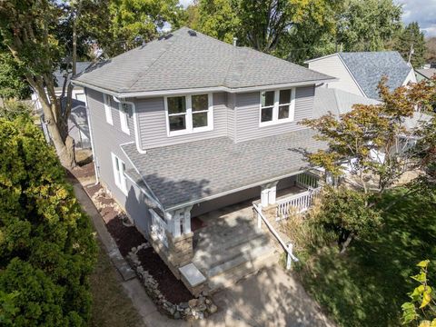 Tiny photo for 1904 Greenbush Street, Lafayette, IN 47904 (MLS # 202540595)