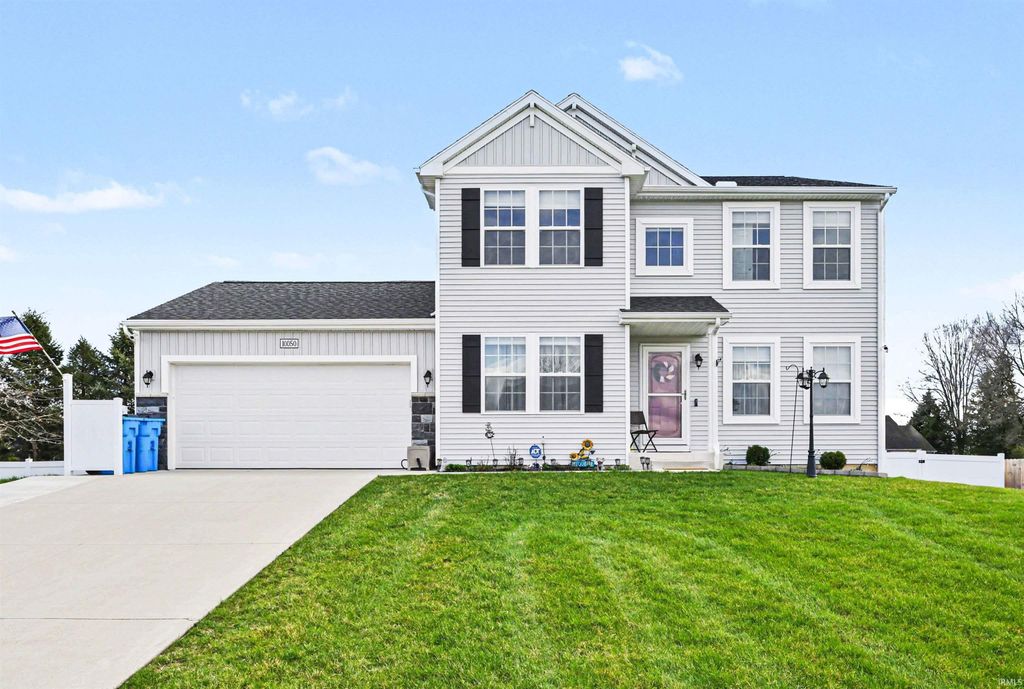 Photo of 10050 Roszalka Court, Granger, IN 46530 (MLS # 202614063)