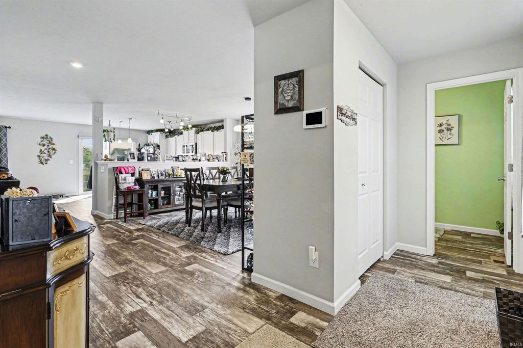 Photo of 10050 Roszalka Court, Granger, IN 46530 (MLS # 202614063)