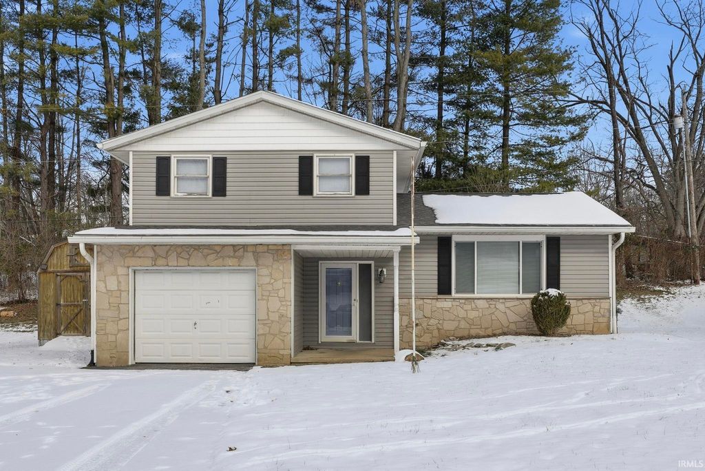 Photo of 1787 E Cherry Lane, Bloomington, IN 47401 (MLS # 202549134)