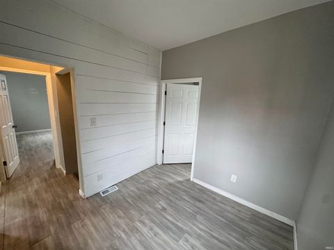 Tiny photo for 112 8th Street, Logansport, IN 46947 (MLS # 202605576)