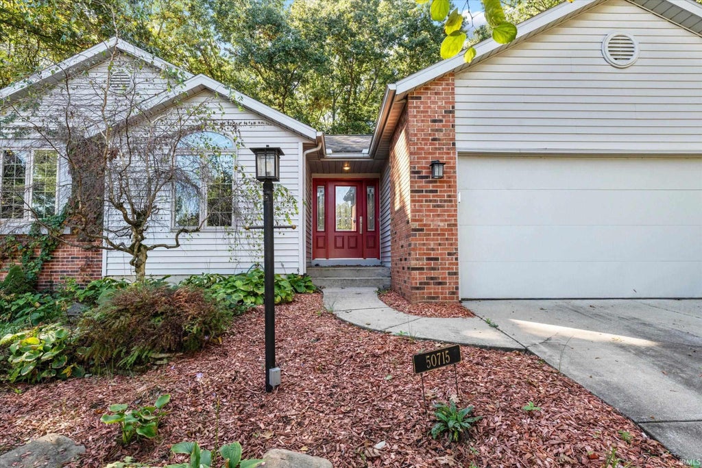 Photo of 50715 Wimbledon Court, South Bend, IN 46637 (MLS # 202641860)