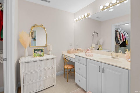 Tiny photo for 1055 N Admirals Pointe Drive, Lafayette, IN 47909 (MLS # 202638230)