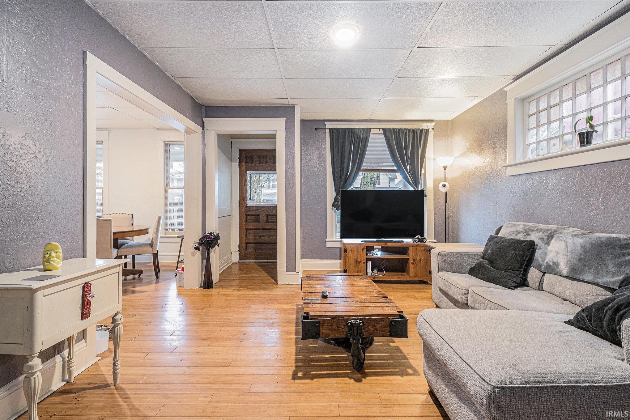 Elkhart, Indiana 46514, United States, 5 Bedrooms Bedrooms, ,2 BathroomsBathrooms,Residential,Active,83762