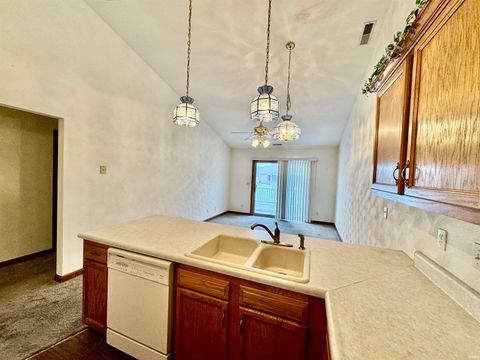 Tiny photo for 416 Mirage Drive, Kokomo, IN 46901 (MLS # 202605758)