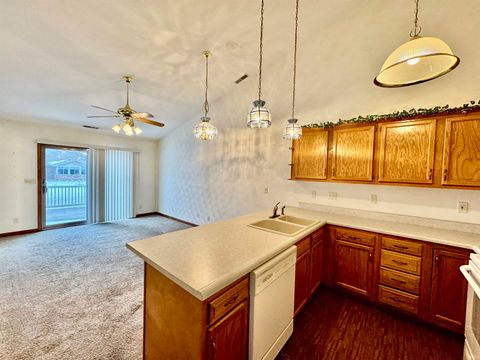 Tiny photo for 416 Mirage Drive, Kokomo, IN 46901 (MLS # 202605758)