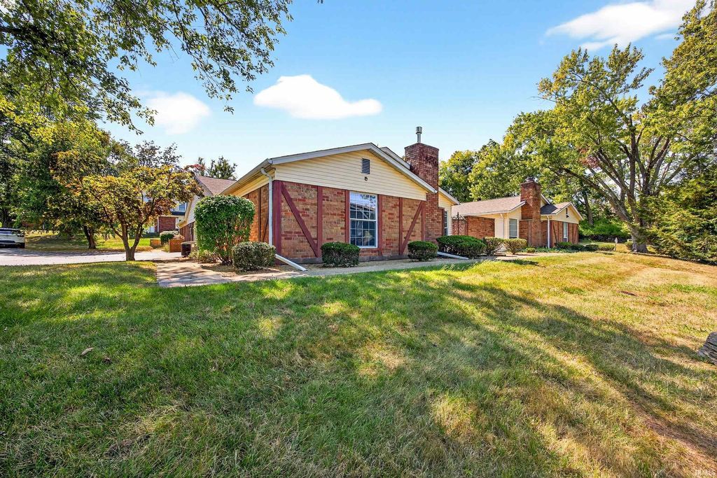 Photo of 3302 S Commons Drive, Bloomington, IN 47401 (MLS # 202606939)