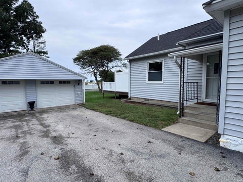Tiny photo for 214 Grant Street, Royal Center, IN 46978 (MLS # 202638993)