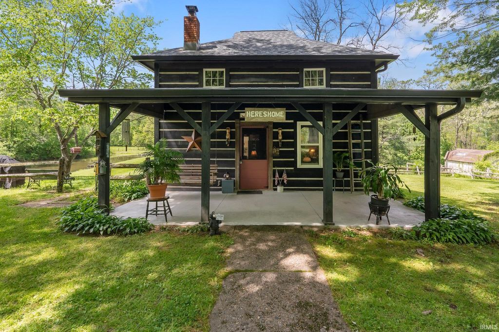 Photo of 6410 N State Road 135, Morgantown, IN 46160 (MLS # 202615623)