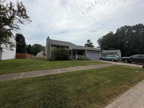 Tiny photo for 3419 W Fox Trail Court, Bloomington, IN 47403 (MLS # 202632390)