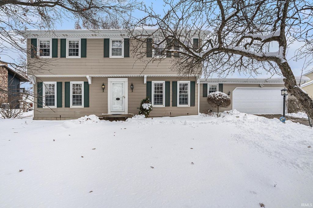 Photo of 16161 Barryknoll Way, Granger, IN 46530 (MLS # 202547874)