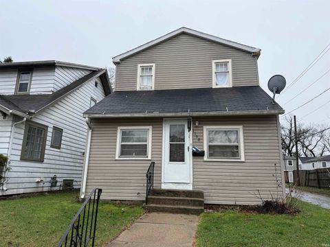 Photo of 1158 E Indiana Avenue, South Bend, IN 46613 (MLS # 202609920)