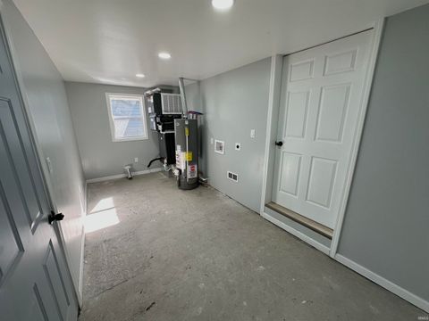 Tiny photo for 710 E Superior Street, Kokomo, IN 46901 (MLS # 202613702)