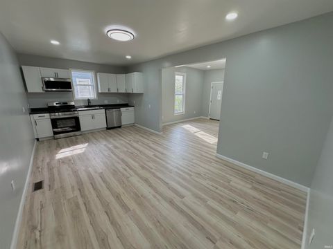 Tiny photo for 710 E Superior Street, Kokomo, IN 46901 (MLS # 202613702)