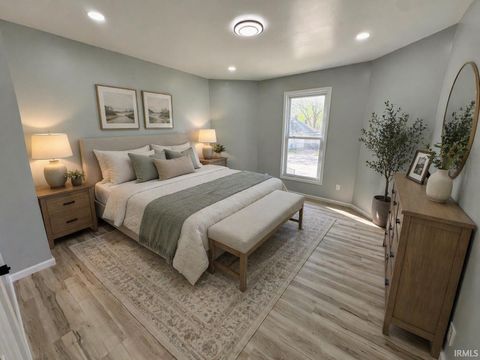 Tiny photo for 710 E Superior Street, Kokomo, IN 46901 (MLS # 202613702)