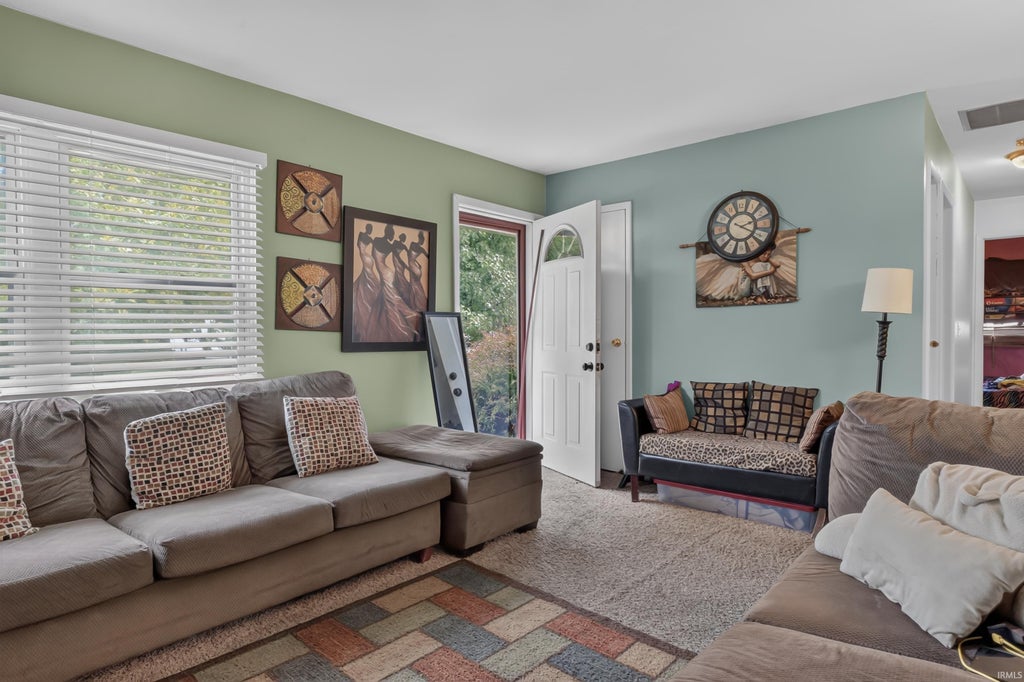 Photo of 7019 Strawberry Drive, Fort Wayne, IN 46825 (MLS # 202638979)