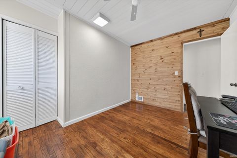 Tiny photo for 501 S DIXON Road, Kokomo, IN 46901 (MLS # 202608058)