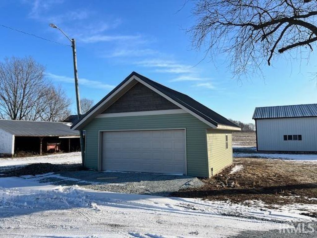 Photo of 6514 Fort Wayne Road, Rochester, IN 46975 (MLS # 202602780)
