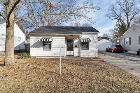 Photo of 801 S 5th Street, Lafayette, IN 47905 (MLS # 202602516)