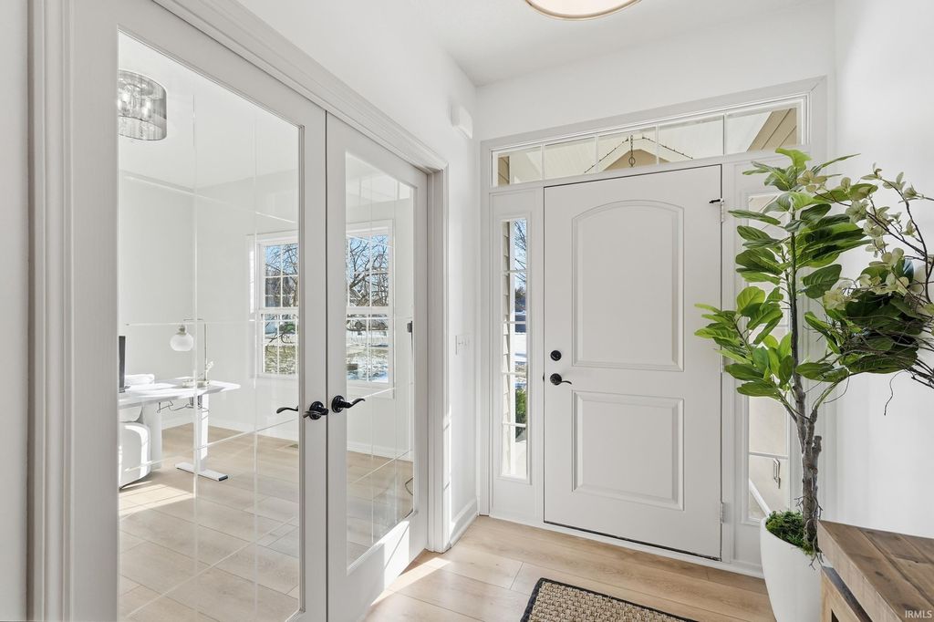 Photo of 11615 Red Cedar Cove, Fort Wayne, IN 46845 (MLS # 202602984)