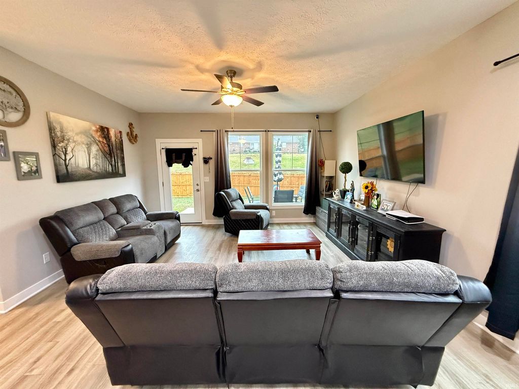 Photo of 1165 Helen Court, Boonville, IN 47601 (MLS # 202543785)