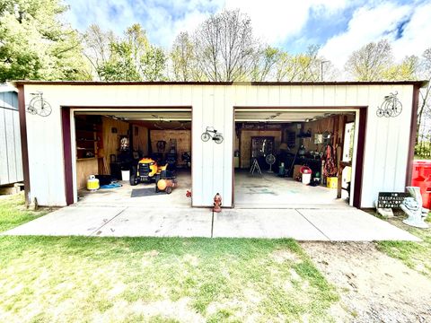 Tiny photo for 7174 N 725 W, Winamac, IN 46996 (MLS # 202614995)