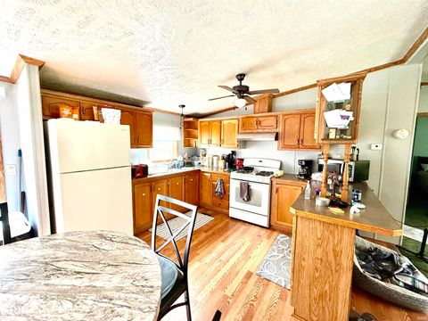 Tiny photo for 7174 N 725 W, Winamac, IN 46996 (MLS # 202614995)