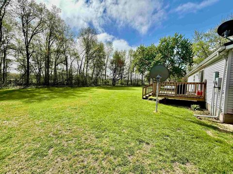 Tiny photo for 7174 N 725 W, Winamac, IN 46996 (MLS # 202614995)