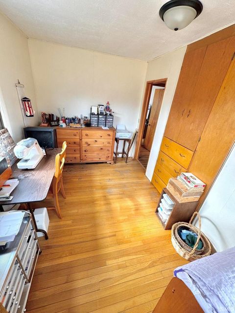 Tiny photo for 533 Grayton Road, Kingsford Heights, IN 46346 (MLS # 202605641)