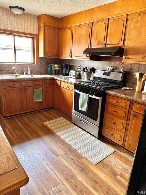 Tiny photo for 533 Grayton Road, Kingsford Heights, IN 46346 (MLS # 202605641)