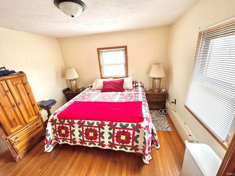 Tiny photo for 533 Grayton Road, Kingsford Heights, IN 46346 (MLS # 202605641)