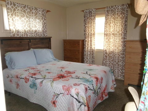 Tiny photo for 332 Monroe Avenue, Peru, IN 46970 (MLS # 202637638)
